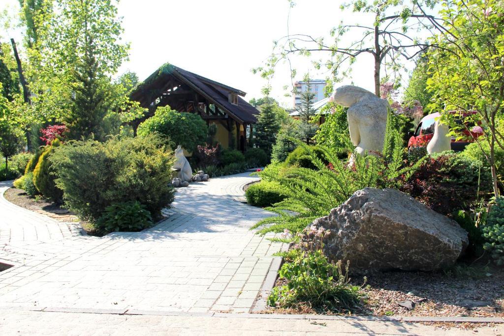 Gala Hotel Kamianets-Podilskyi Exterior photo